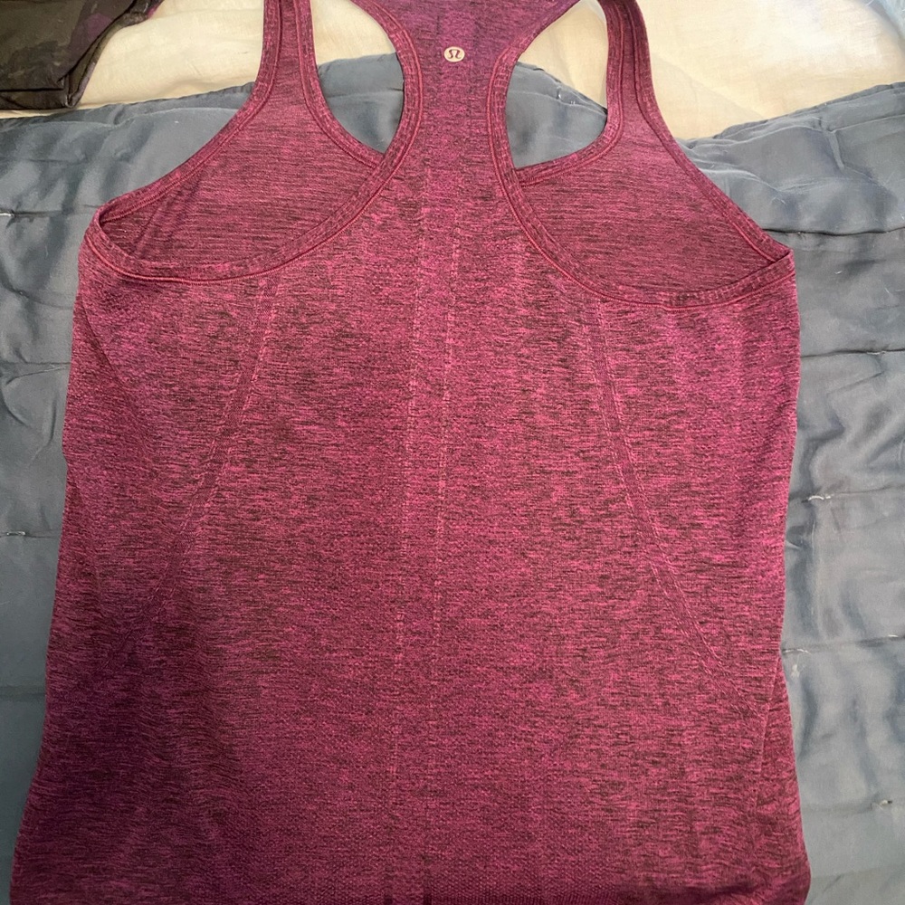 Lululemon racerback tank. Size 12. Silver antistink.